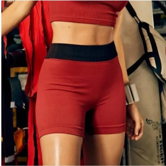 Free People Movement Ribbed Biker Prajna Shorts - Picture 1 of 3